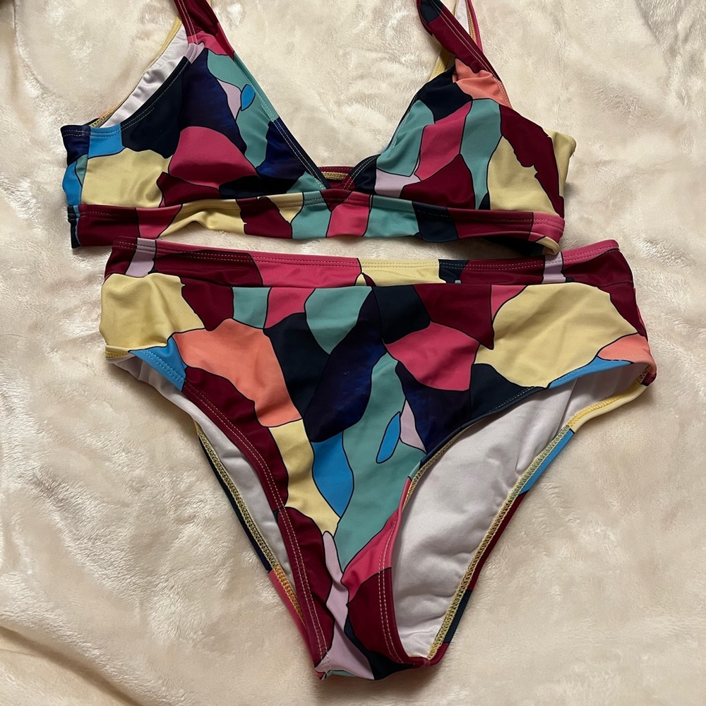 Multicolored high waisted swimsuit